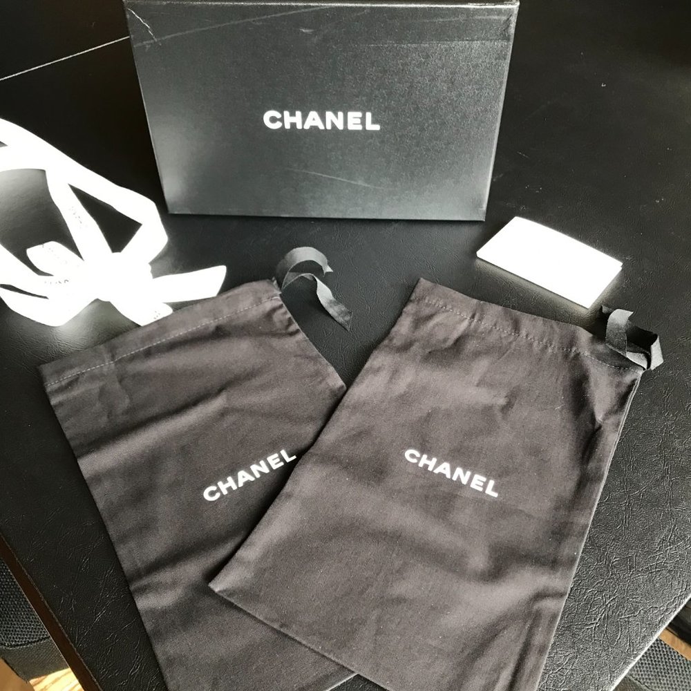 CHANEL shoe box with dust bags and ribbon with flower